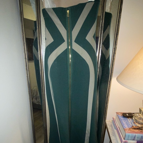 Emerald Green Silk Mikael D Gown size 2 - Picture 6 of 8